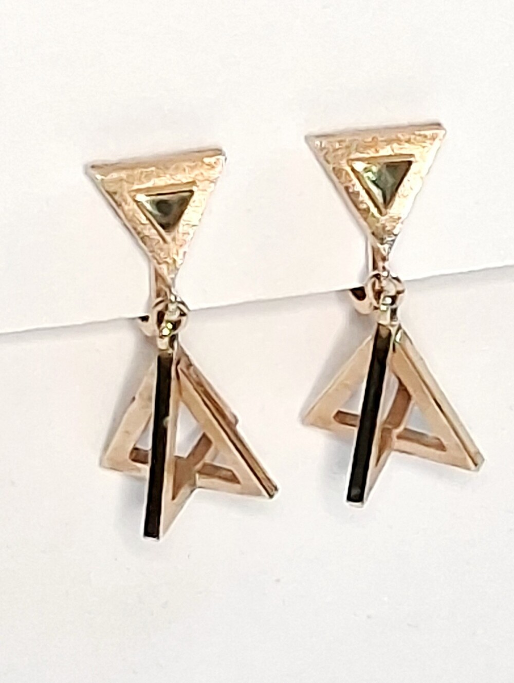 Vintage | Crown Trifari | Clip on Earrings | Geometric
